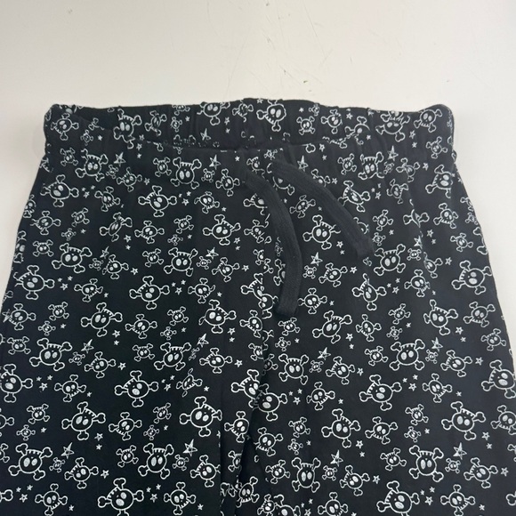 Honest Baby Clothing Company Unisex Black and White Skull Pajamas - Picture 8 of 14